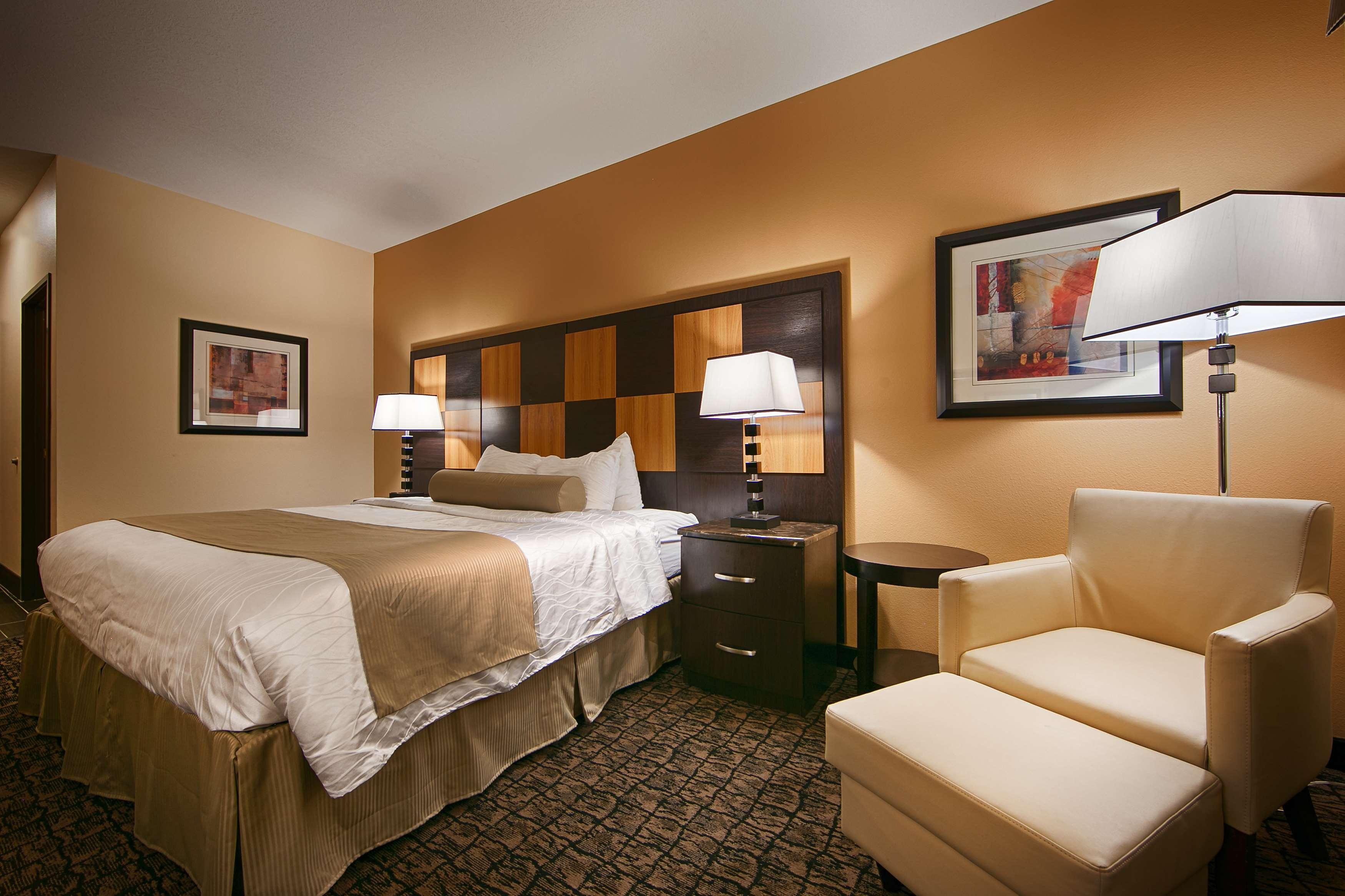 Best Western Plus - Wendover Inn Exterior foto