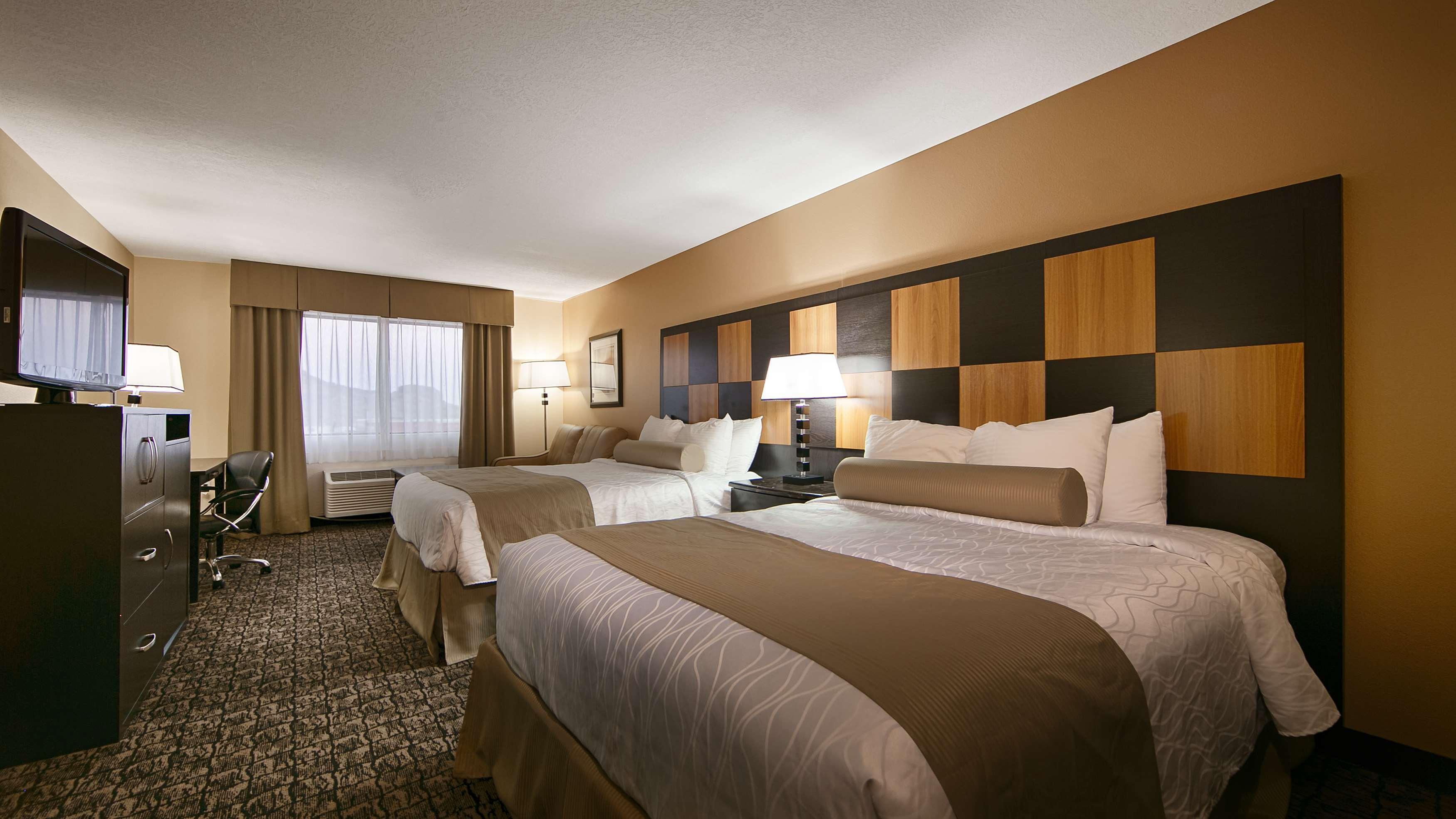 Best Western Plus - Wendover Inn Exterior foto